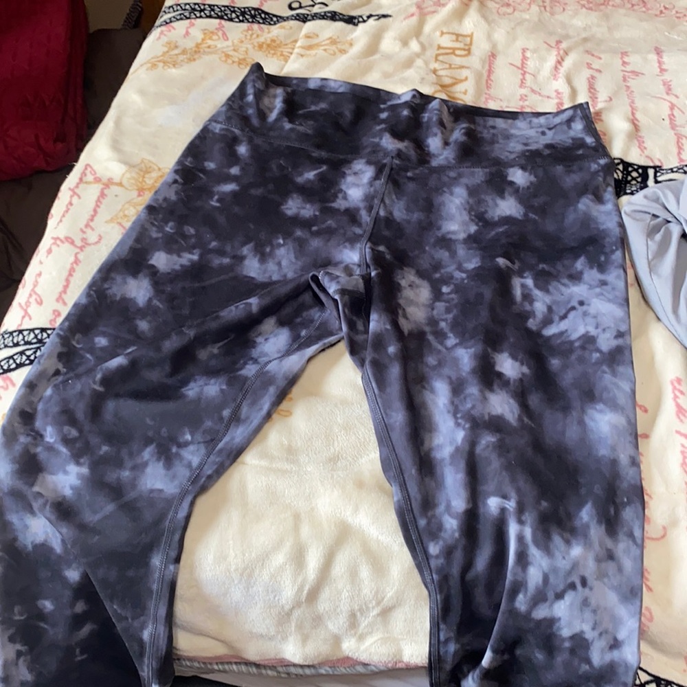 Workout pants